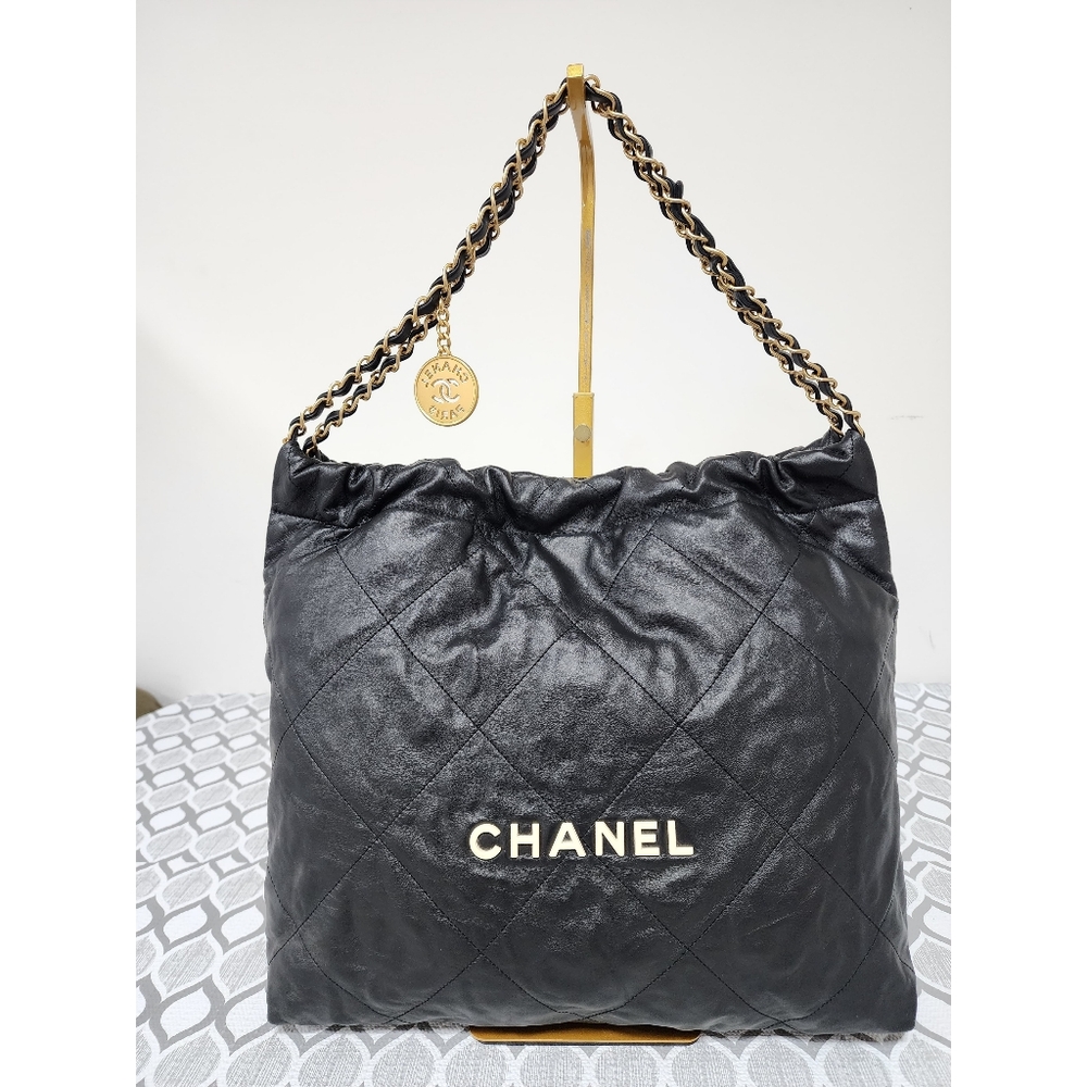 CHANEL Quilted Shiny Calfskin Leather 22 Hobo Bag Black - Picture 1 of 15
